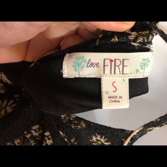 Beautiful Black and Tan Maxi Style Dress - Picture 8 of 8